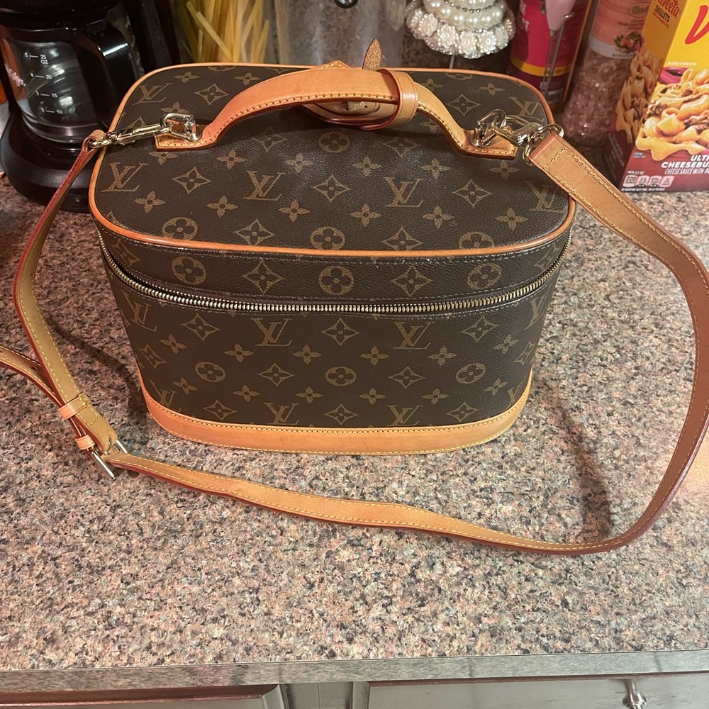 Louis Vuitton Make up/Vanity Bag